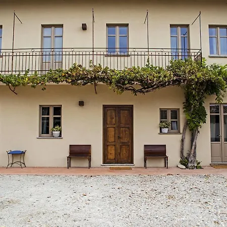 Country house A Mira 'd Novel *